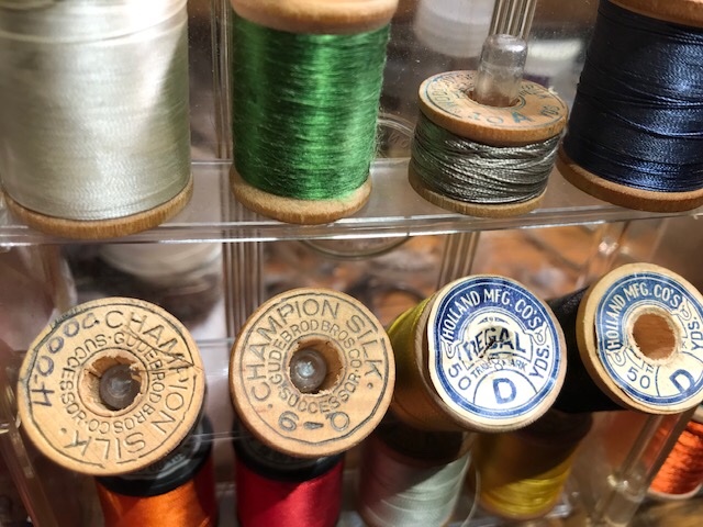 Holland ; Champion brand spools<br />Holland ; Champion brand wood spools